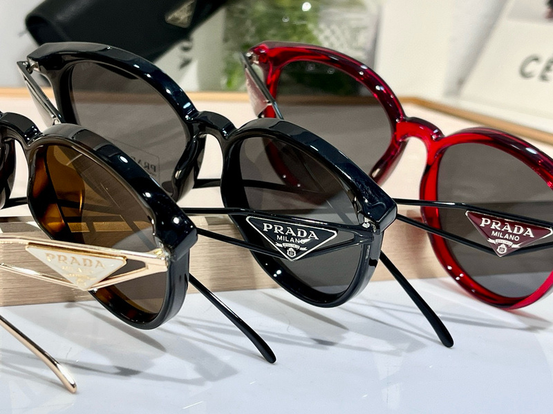 Prada Glasses (329)